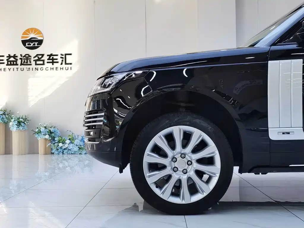 Land Rover Range Rover — миниатюра 22