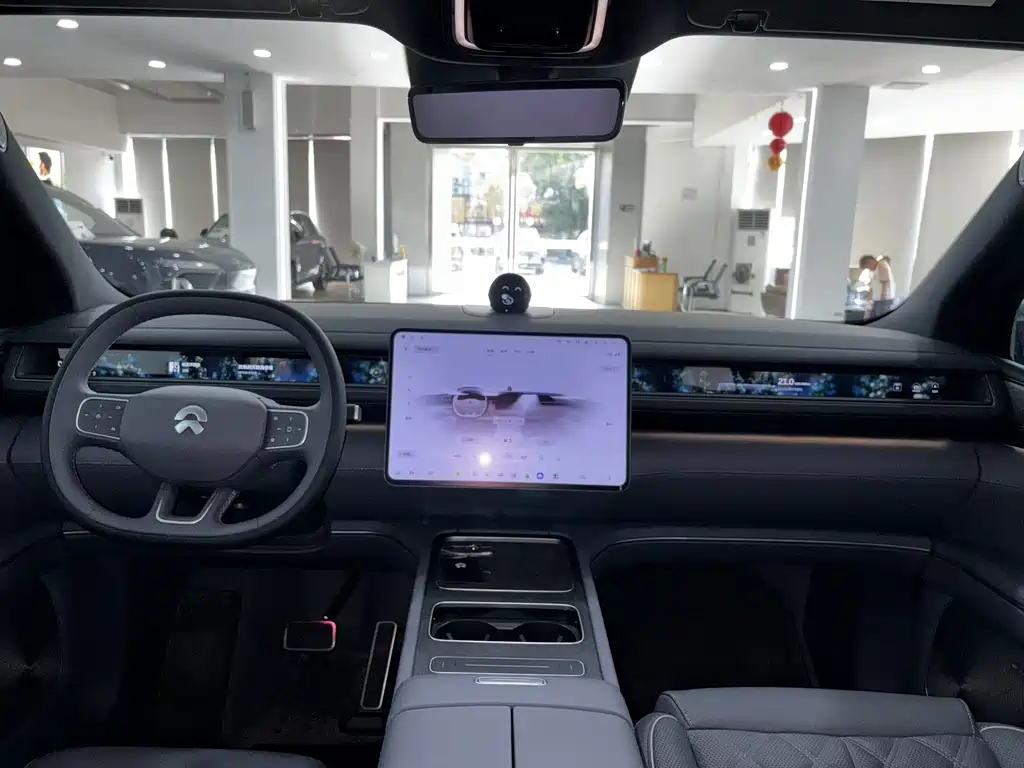 NIO ES8 — миниатюра 8