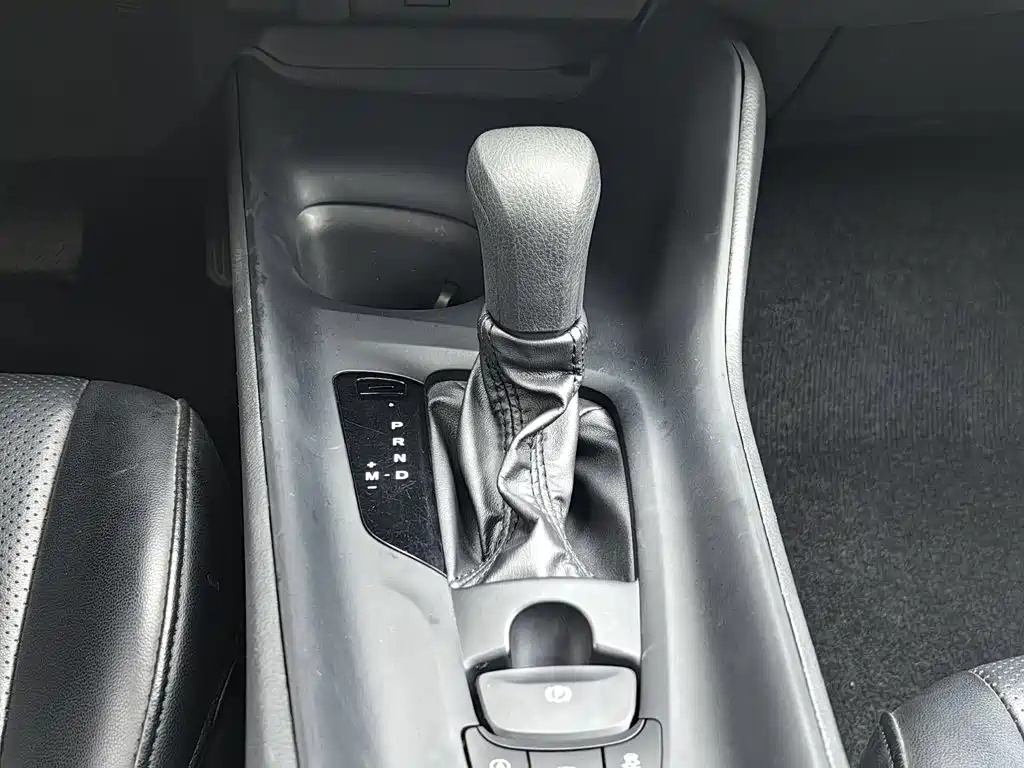 Toyota IZOA — миниатюра 13