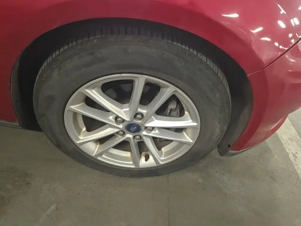 Ford Focus — миниатюра 12