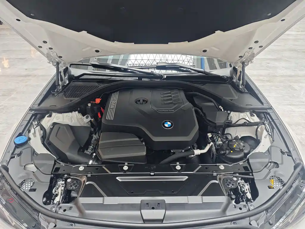 BMW 3 Series 3 2025 325i M Sport