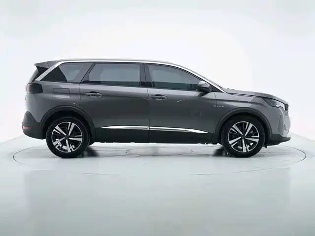 Peugeot 5008 — миниатюра 3