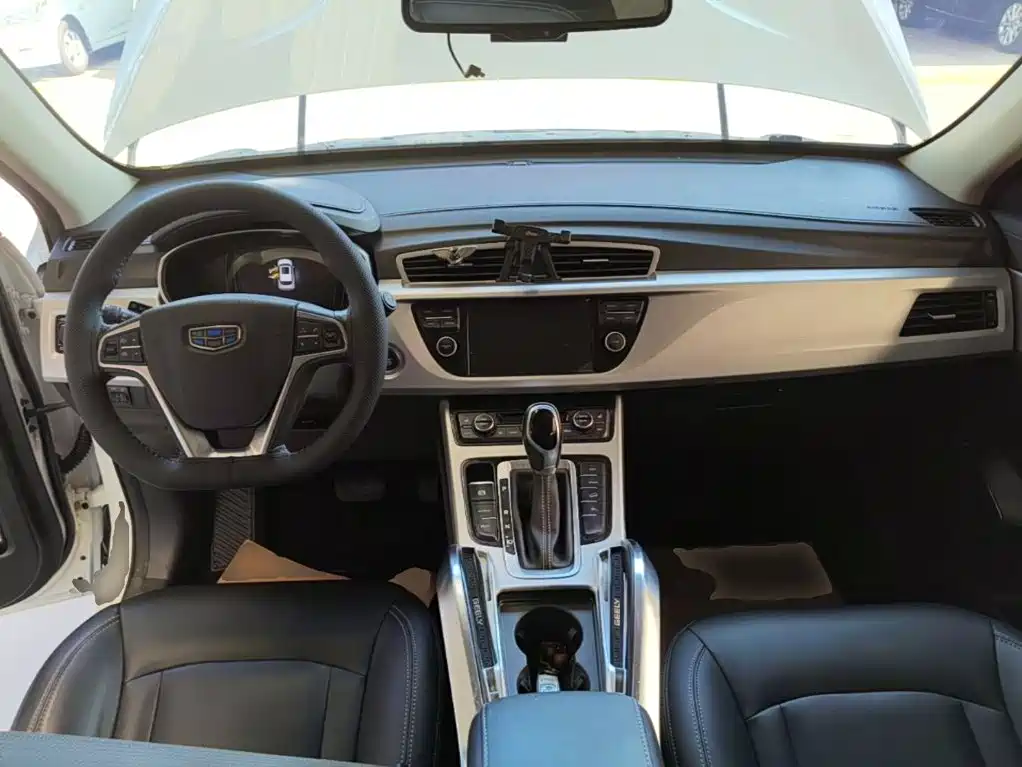 Geely Boyue — миниатюра 10