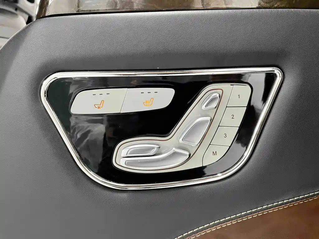 Mercedes-Benz V-Class — миниатюра 19