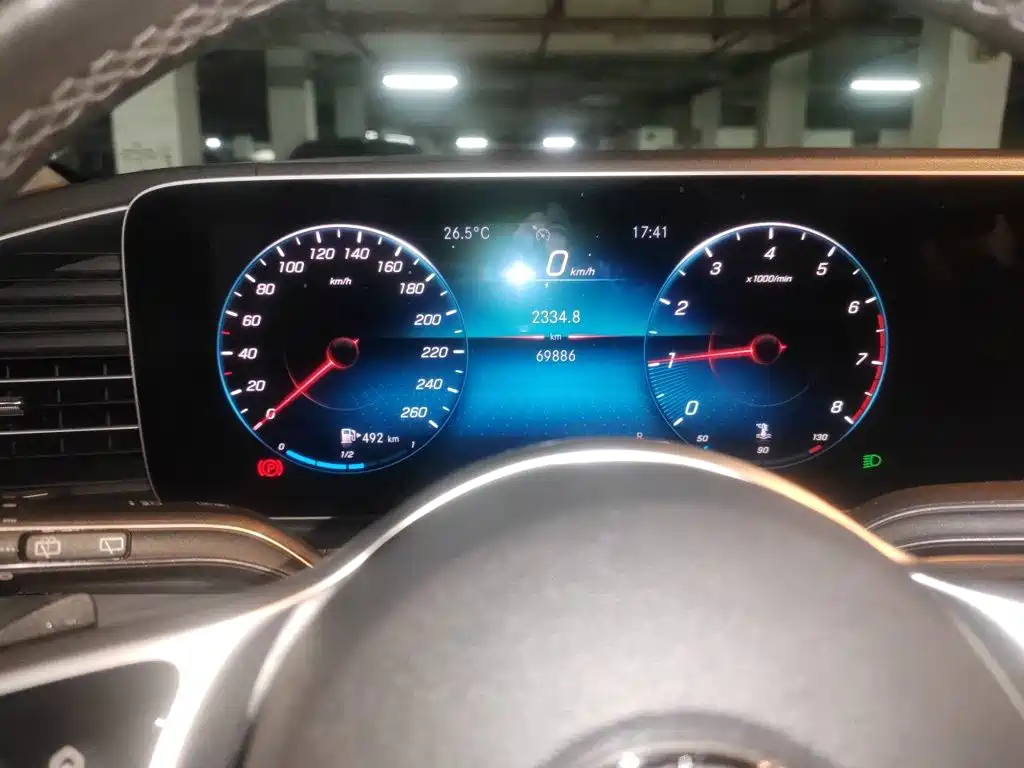 Mercedes-Benz GLE (Import) — миниатюра 12