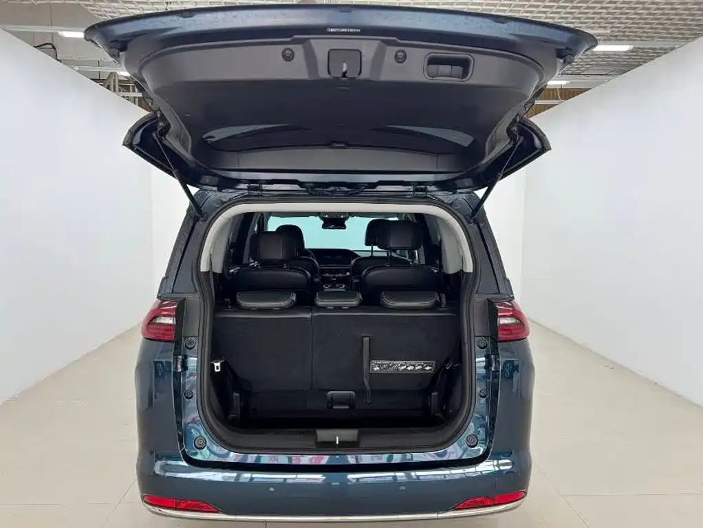 GAC Motor Trumpchi M6 — миниатюра 8