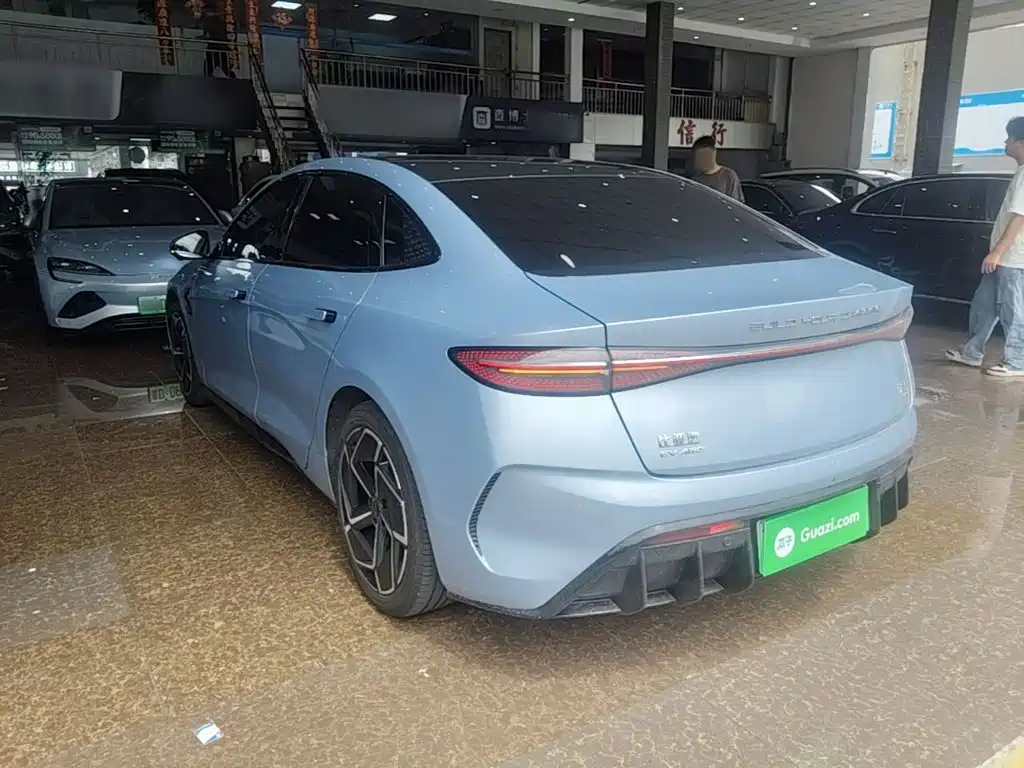 BYD Seal — миниатюра 5
