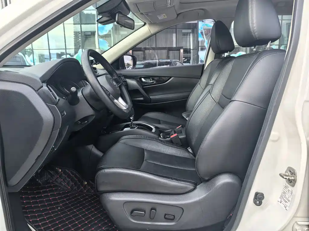Nissan X-Trail — миниатюра 7