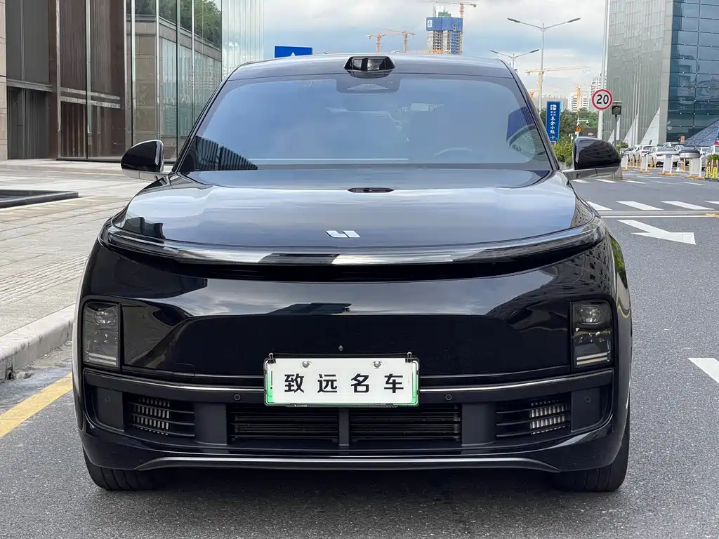Li Auto Li L8 — миниатюра 2