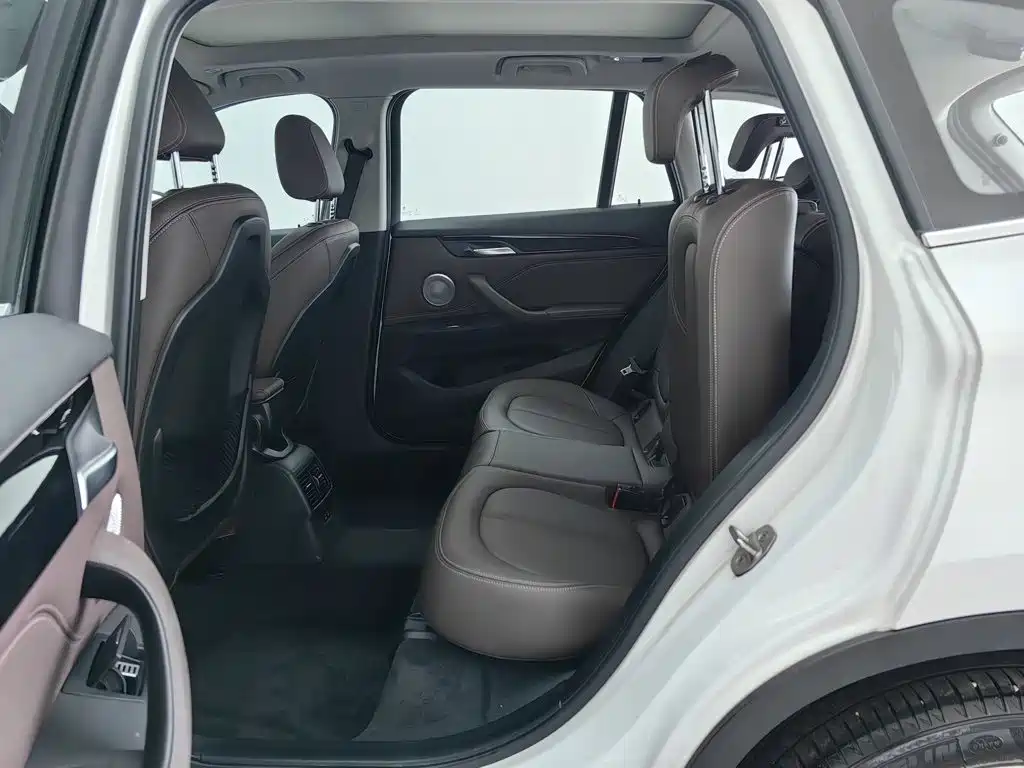 BMW X1 — миниатюра 15