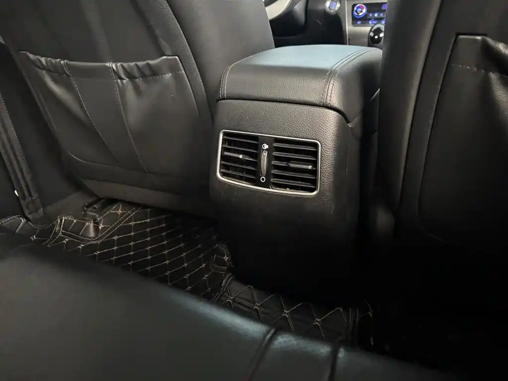 Hyundai Mistra — миниатюра 15