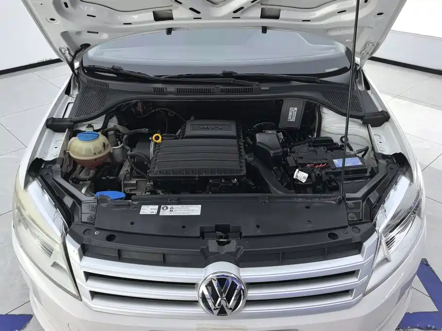 Volkswagen Santana — миниатюра 10