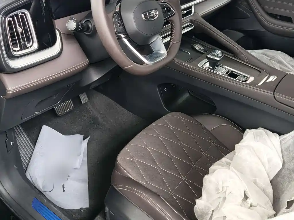Geely Xingyue L — миниатюра 10