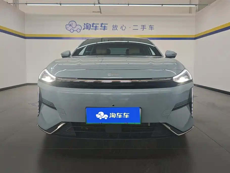 GEELY GALAXY GALAXY L6