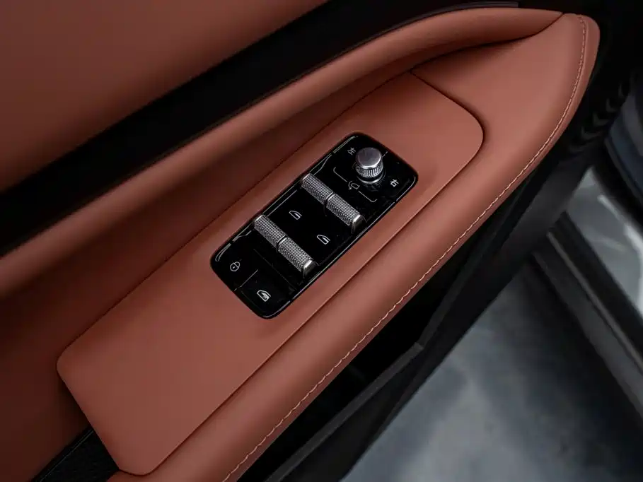 Geely 博越REV — миниатюра 21