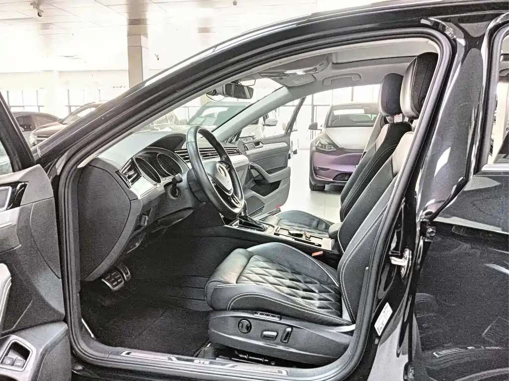 Volkswagen Magotan PHEV GTE Premium Type, фото 4