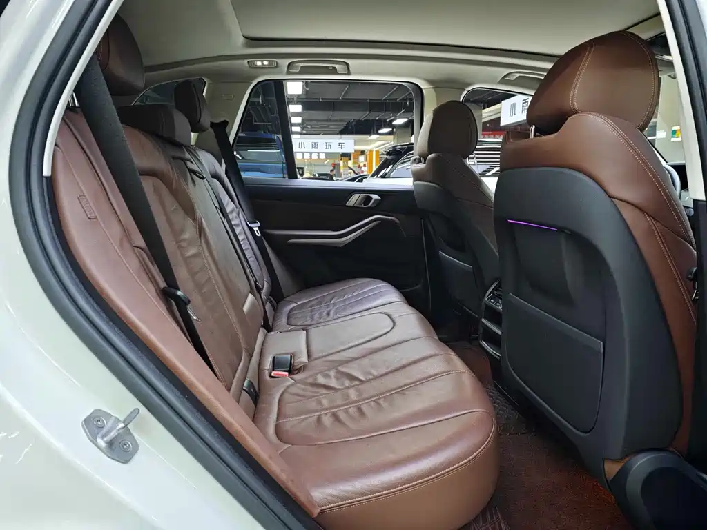 BMW X5 (Import) — миниатюра 7