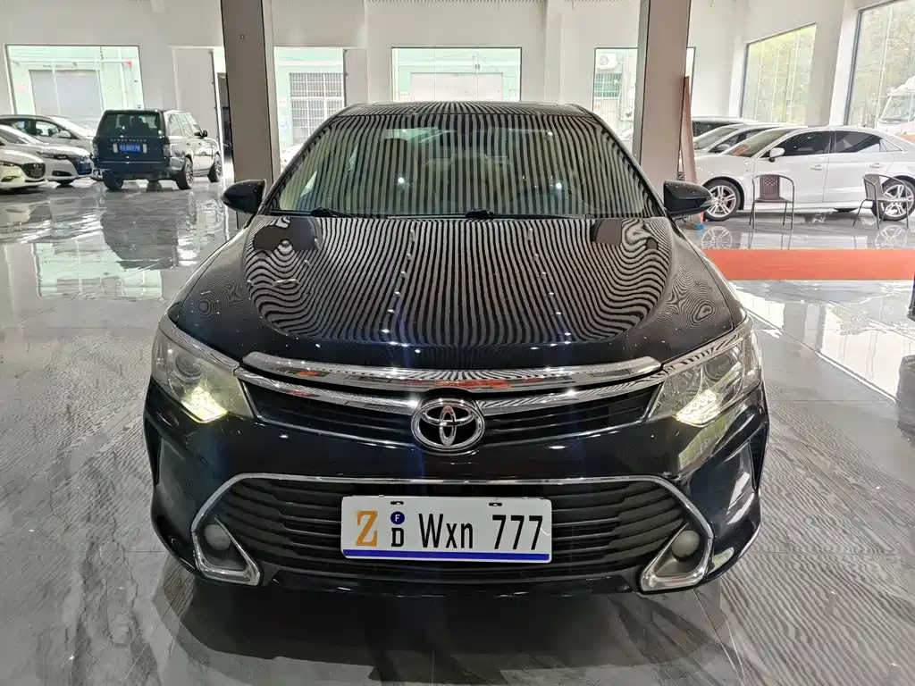 Toyota Camry 2015 2.0E Elite