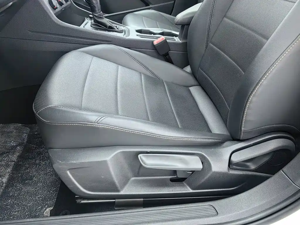 Volkswagen Lavida — миниатюра 20