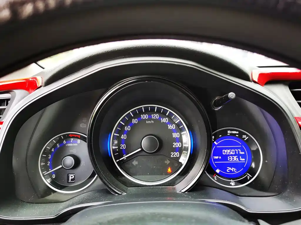 Honda Fit — миниатюра 9