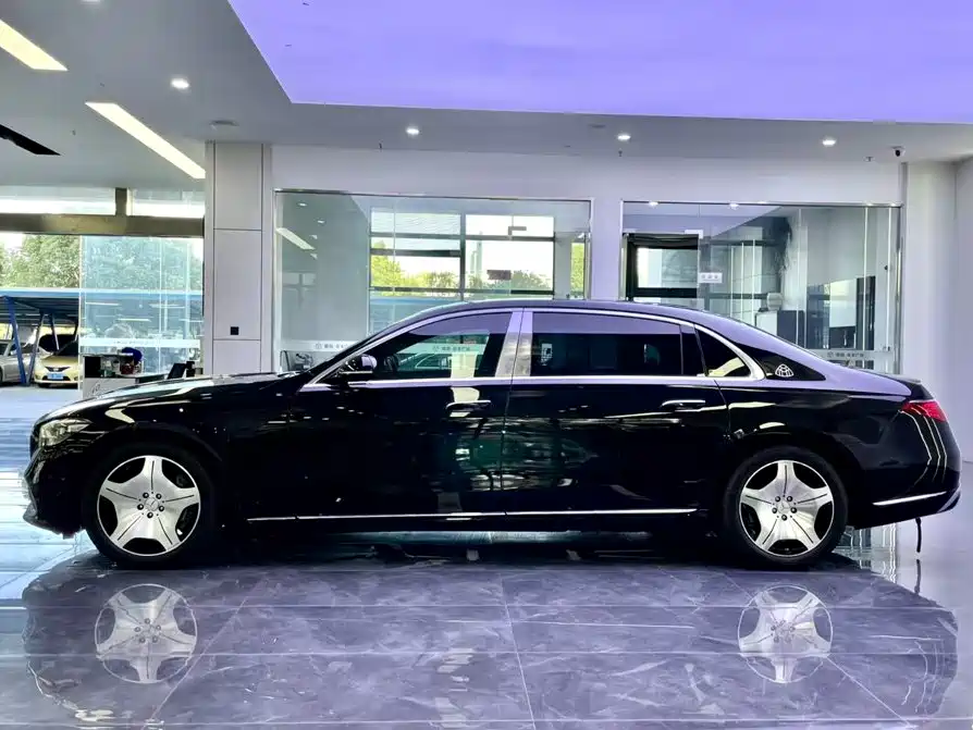 Mercedes-Benz S-Class — миниатюра 3
