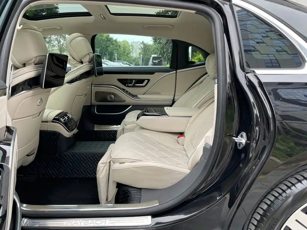 Mercedes-Benz S-Class — миниатюра 10