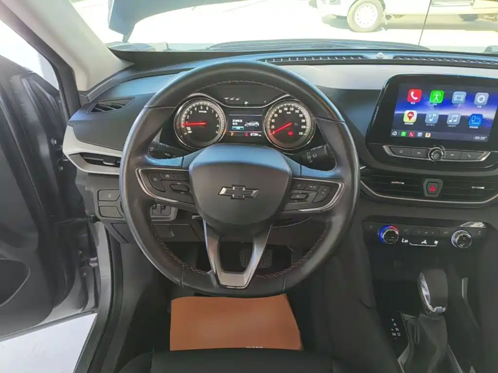 Chevrolet Volando — миниатюра 10