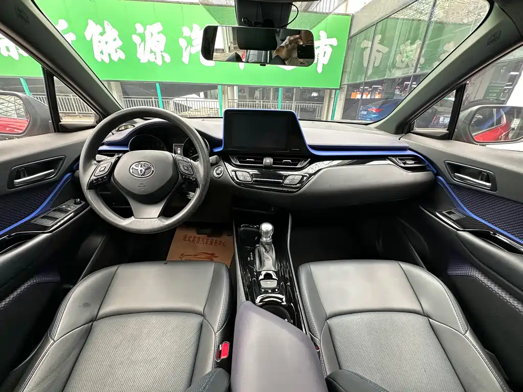 Toyota C-HR — миниатюра 11
