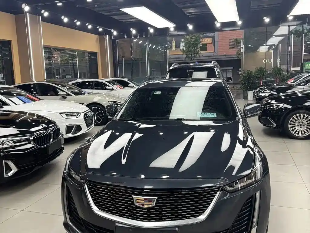 Cadillac CT5 — миниатюра 2