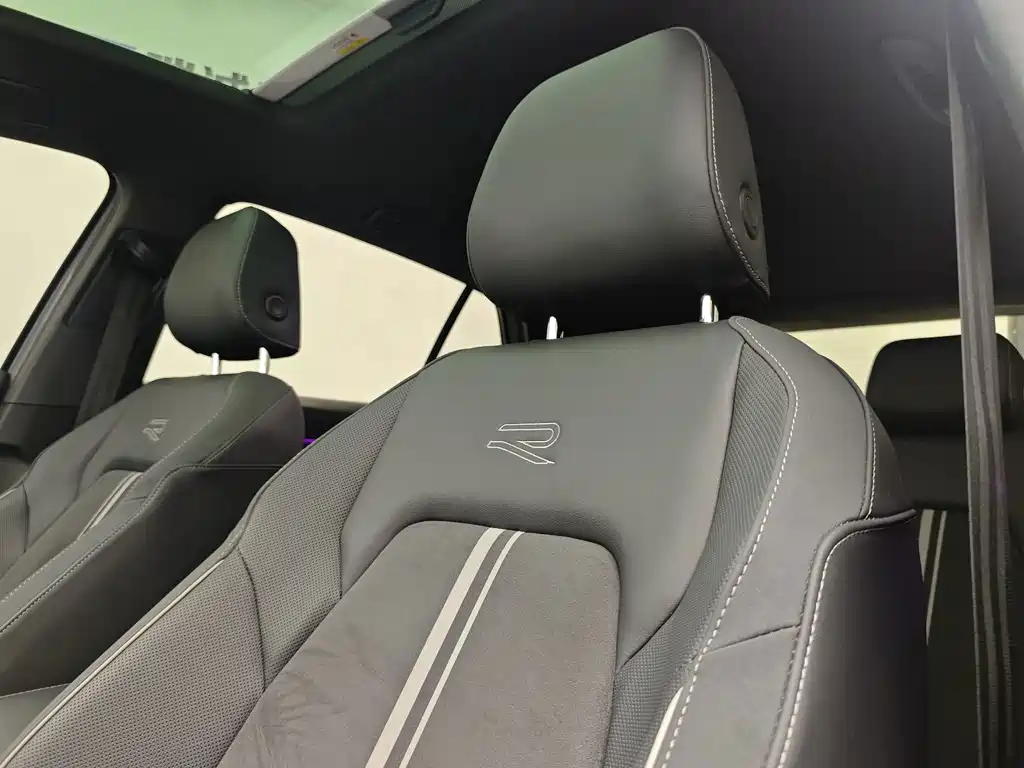 Volkswagen Golf — миниатюра 15