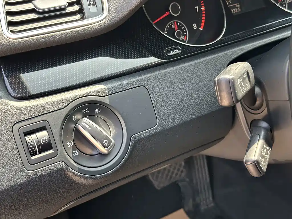Volkswagen Magotan — миниатюра 11