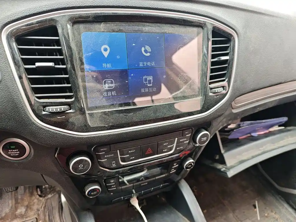 Geely Vision X6 — миниатюра 14