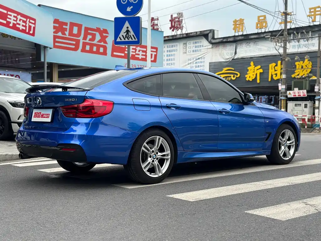 BMW 3 Series GT 330i xDrive M Sport Type, фото 3