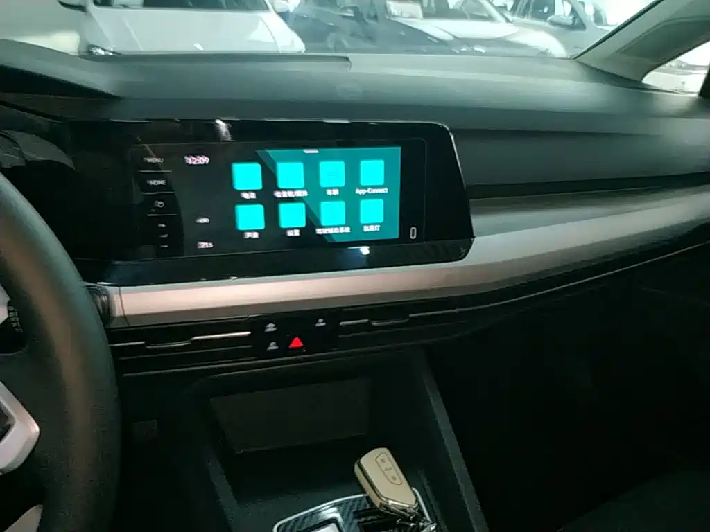 Volkswagen Golf — миниатюра 13