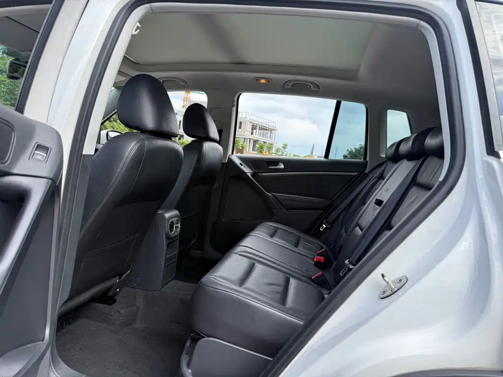 Volkswagen Tiguan — миниатюра 8