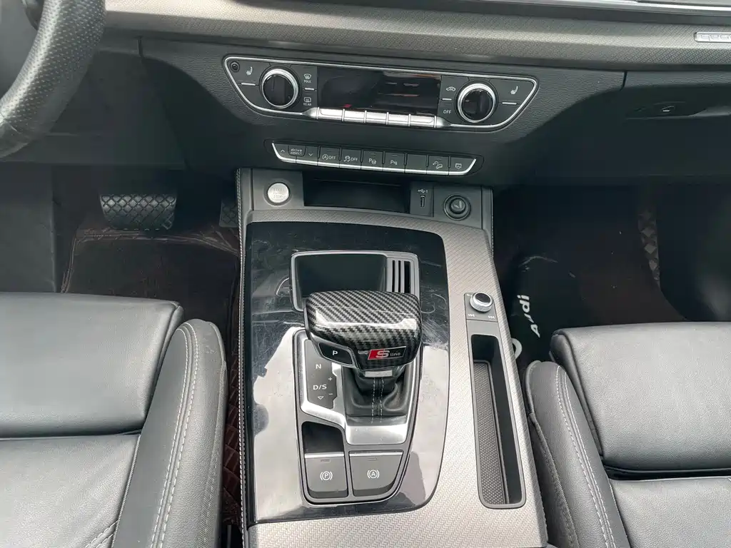 Audi Q5L — миниатюра 13