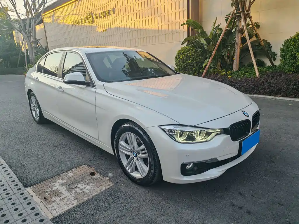 BMW 3 Series — миниатюра 3