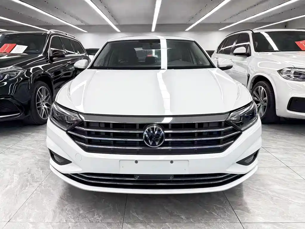 Volkswagen Sagitar — миниатюра 2