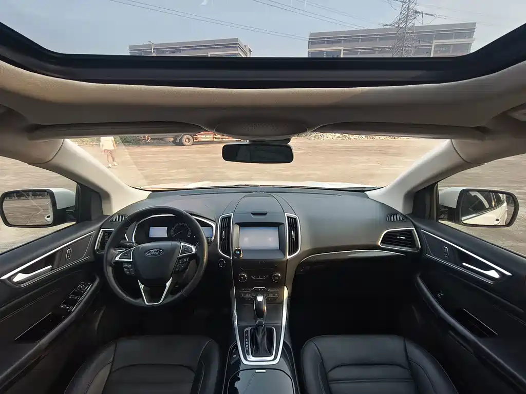 Ford Edge — миниатюра 14