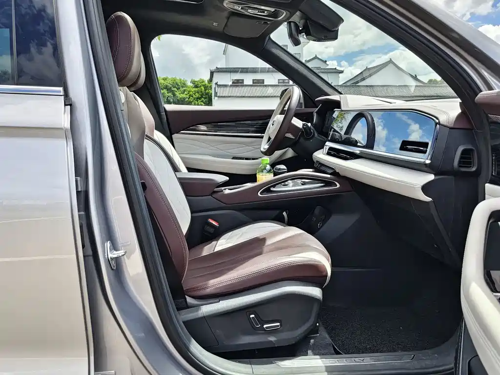 Geely Xingyue L — миниатюра 14