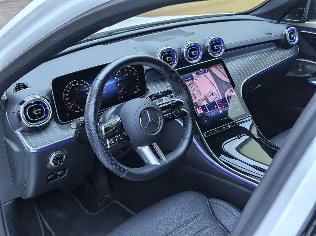 Mercedes-Benz C-Class — миниатюра 20