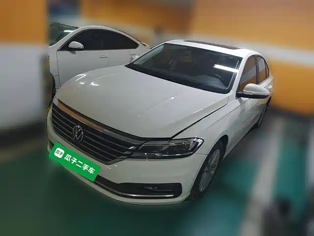 VOLKSWAGEN LAVIDA 2021