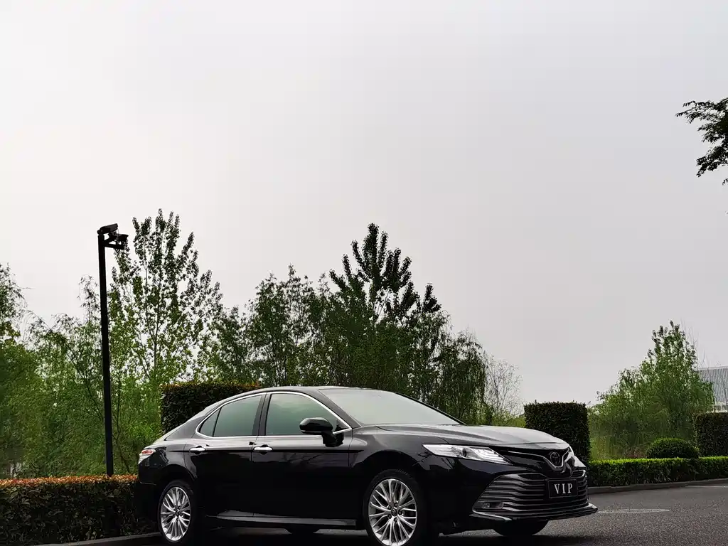 Toyota Camry 2018 2.5G Luxury