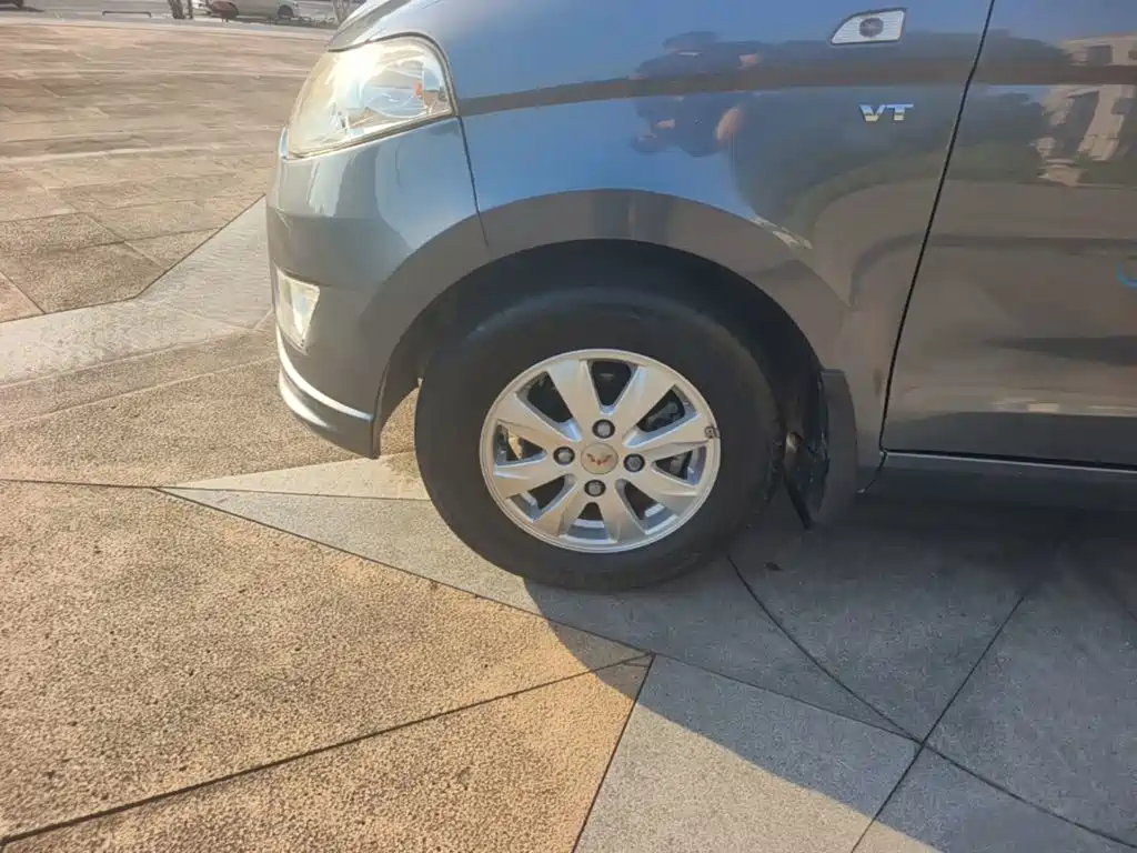 Wuling Hongguang — миниатюра 23
