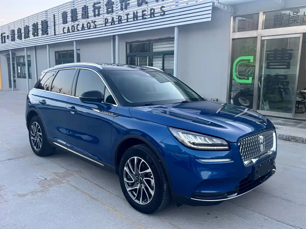 Lincoln Corsair — миниатюра 2
