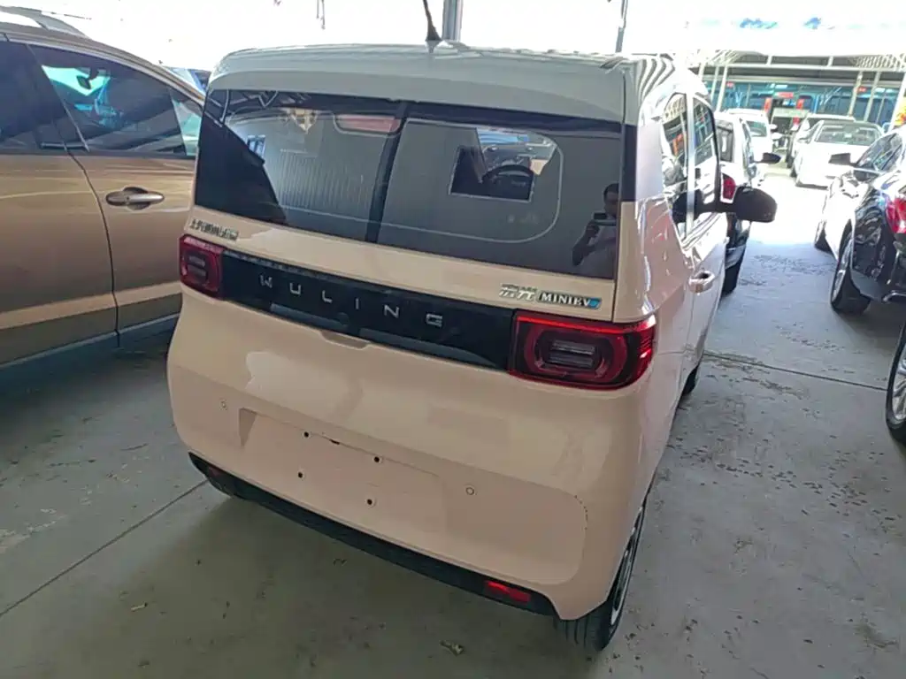 Wuling MINIEV — миниатюра 7