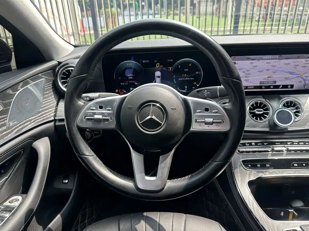 Mercedes-Benz CLS — миниатюра 5