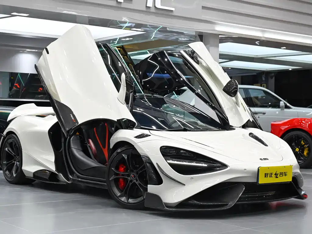 MCLAREN 720S
