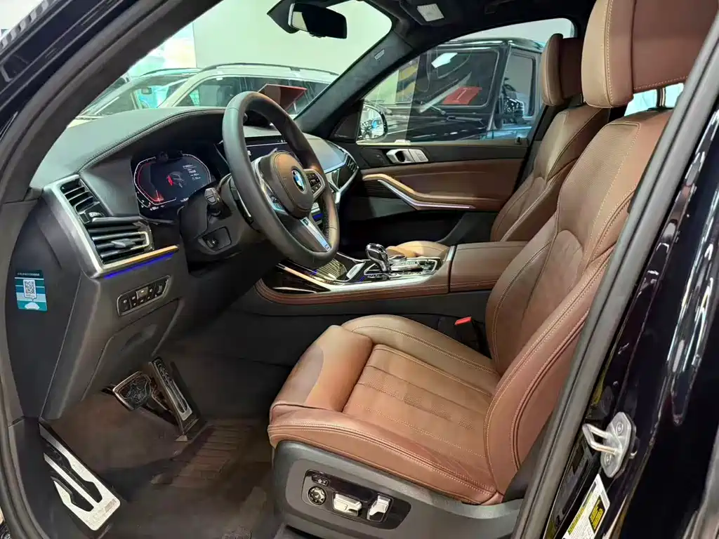 BMW X7 — миниатюра 14