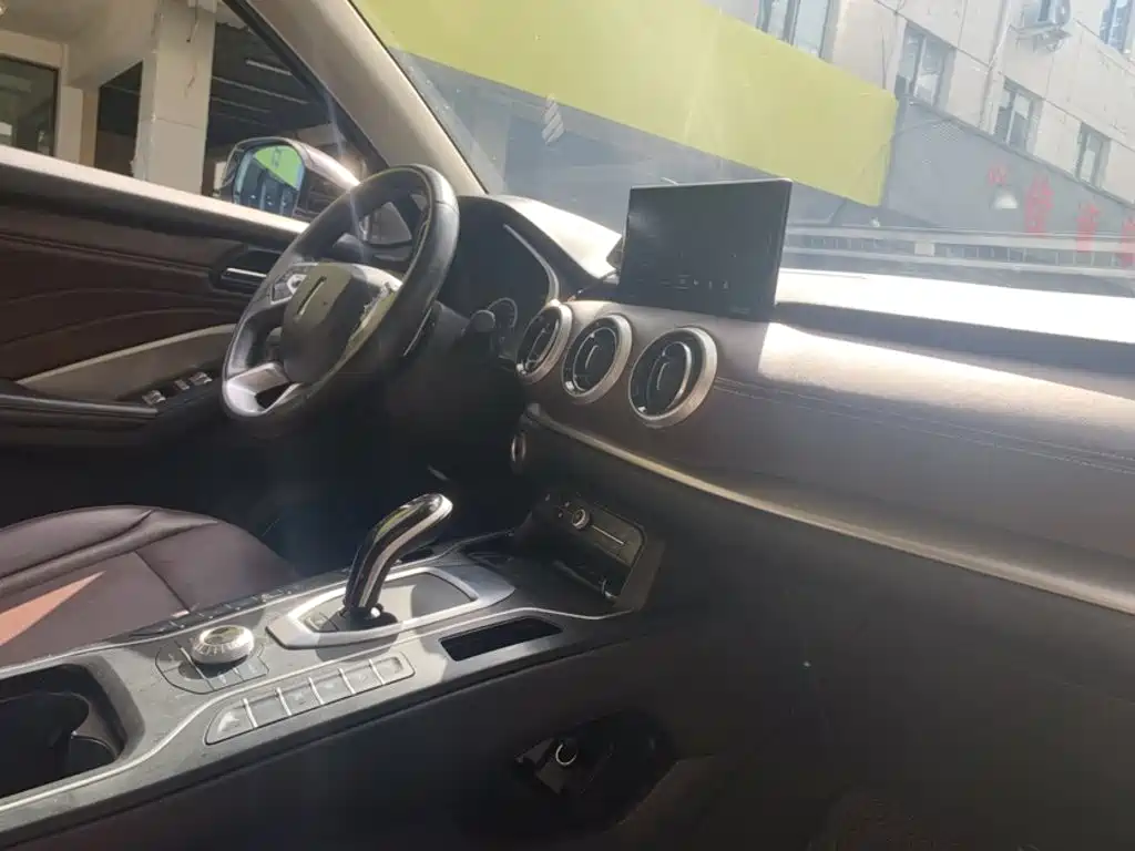 Wey Wey VV6 — миниатюра 15